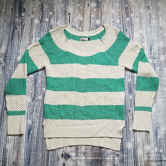 SO Sweaters - Aqua & Cream Sweater